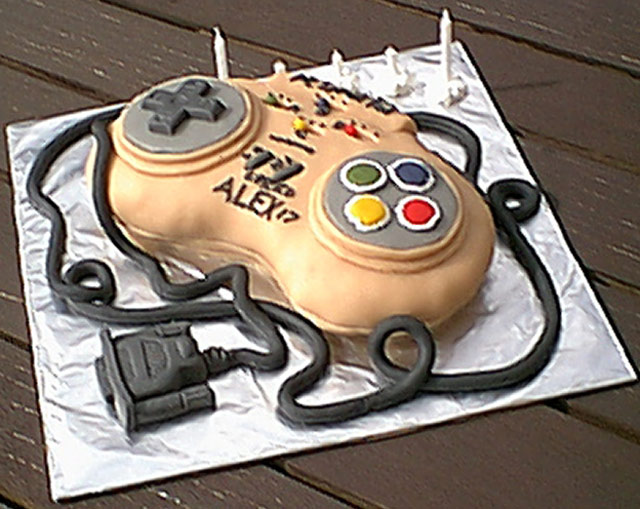PC Games Controller Cake - Alex's 17th birthday